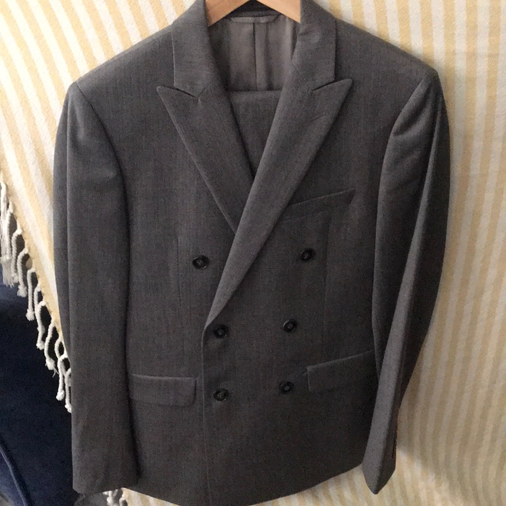 Men’s Double Breasted Two Piece suit 36 R